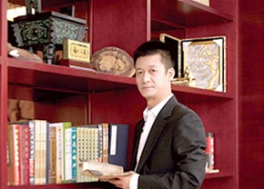 鑫華的自動(dòng)點(diǎn)膠機(jī)產(chǎn)品質(zhì)量穩(wěn)定，經(jīng)久耐用